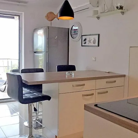 With A Parking Space Njivice, Krk - 21767 Apartment *
