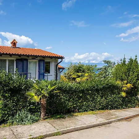 With Parking Space Njivice, Krk - 21767 דירה נייביצה